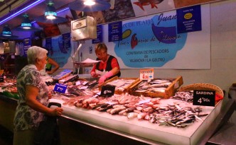 mercat st antoni barcelona