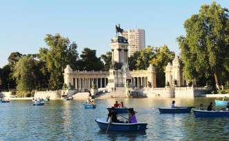 Parque del Retiro Monument to Alfonso XII