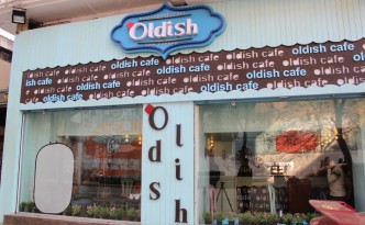 oldish cafe cairo