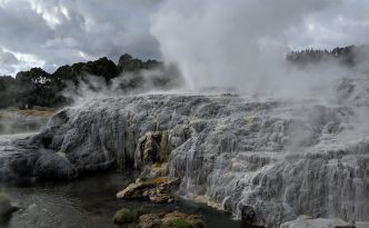 geysers geothermal tei puia