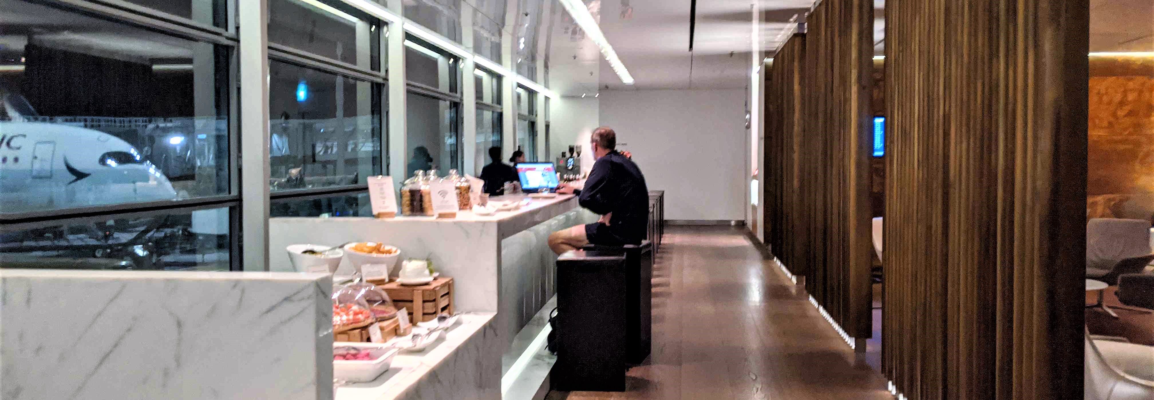 The Bridge bar cathay lounge